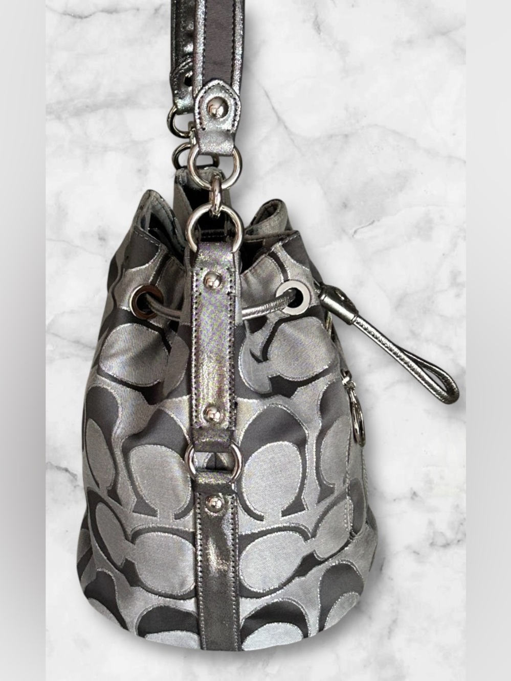 NWT Coach Poppy Signature Lurex Cinch Shoulder Bag Silver/Ash 17930 NEW - Picture 5 of 15